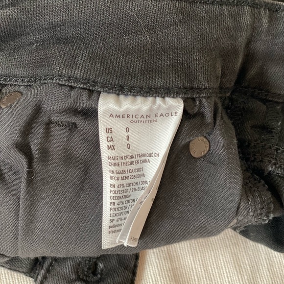 AE Next Level High V-rise Denim Short-short- like new - Picture 6 of 6